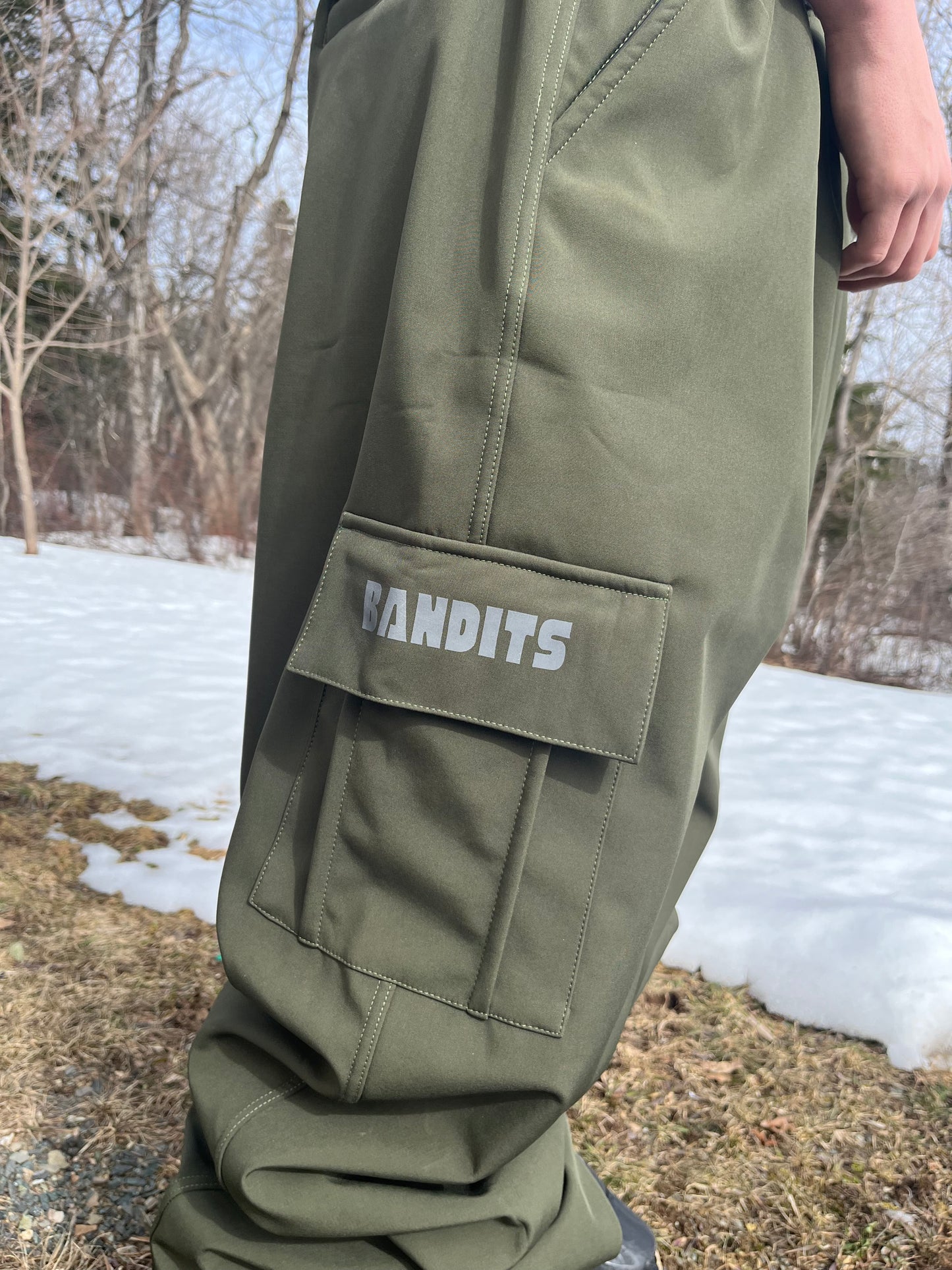 Olive Green Baggy Snowpants